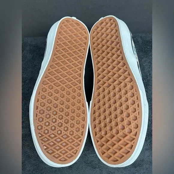 Vans x Horror The Shining Slip-On Shoes Men's 4 Women's 5.5 RARE - Picture 8 of 10